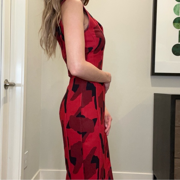 Red and Black Pencil Dress - Picture 2 of 5